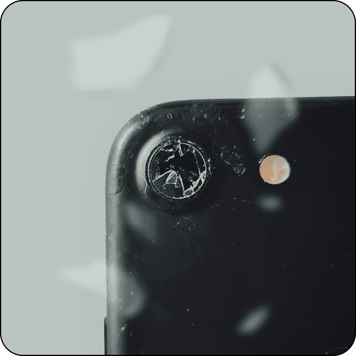 Заміна скла камери iPhone 5 S