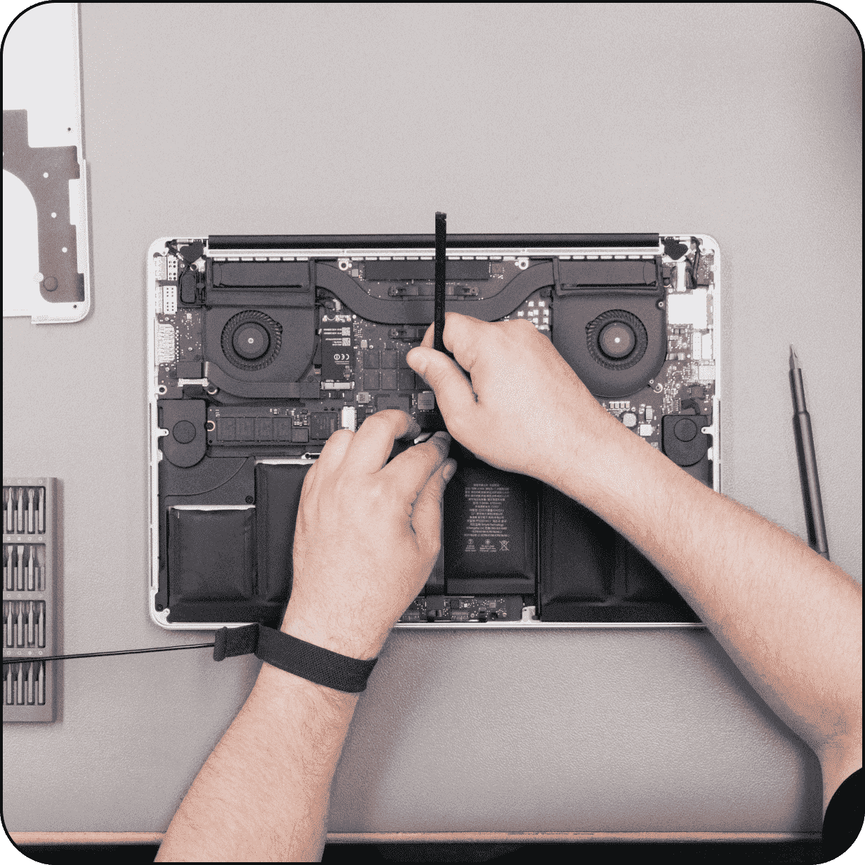 Заміна термопасти Macbook Macbook Air (15-inch,2019)